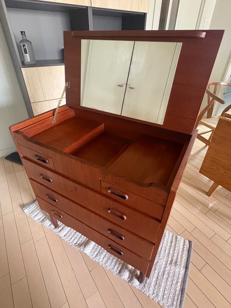 ヴィンテージ家具 　チェスト ドレッサー