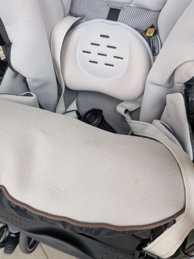 Combi ベビーカー スゴカルα　4キャス　ライト