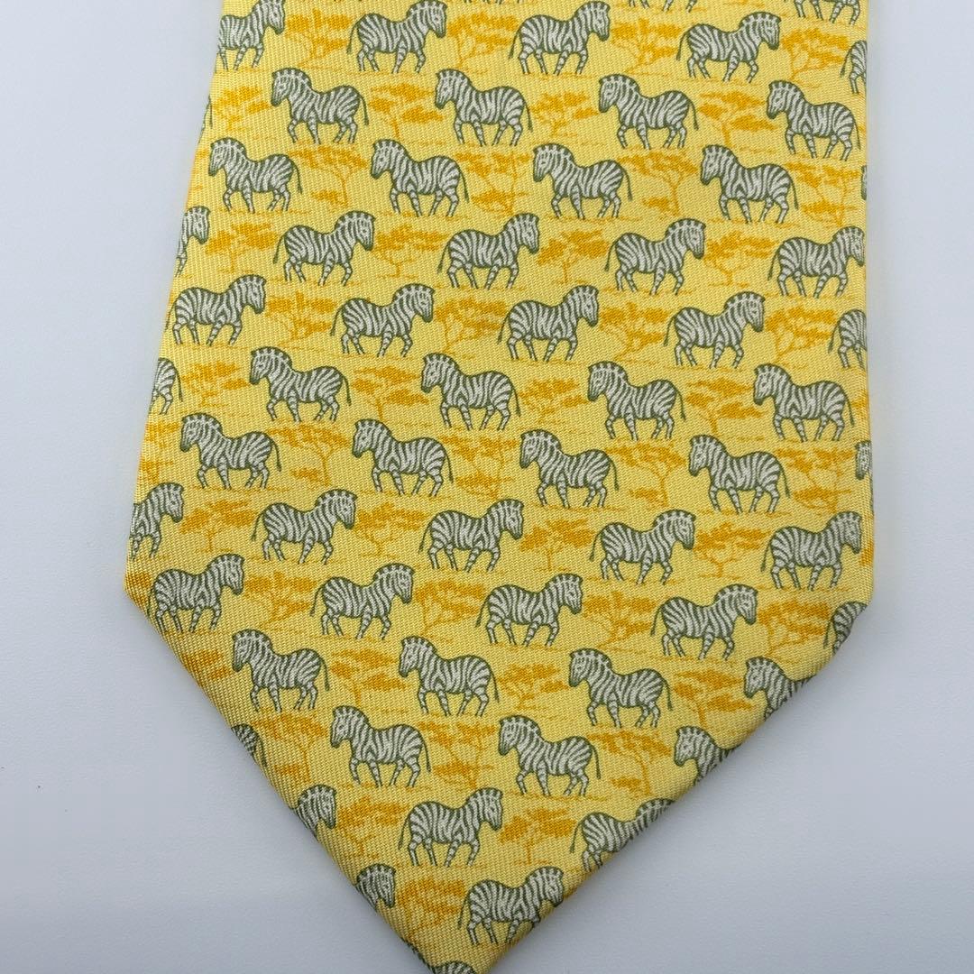 HERMÈS ネクタイ　ゼブラ柄 イエロー系 シルク極美品　かわいい