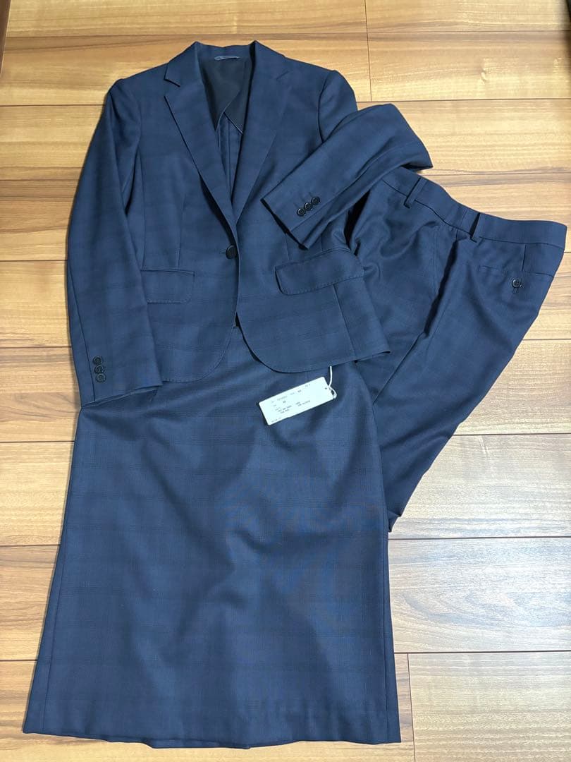 スーツ・フォーマル・ドレス mi.k