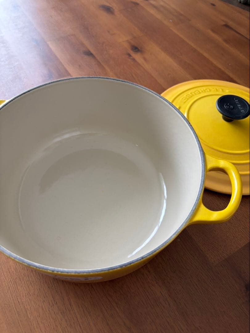 LE CREUSET ル・クルーゼ ココットロンド ホーロー鍋 20cm