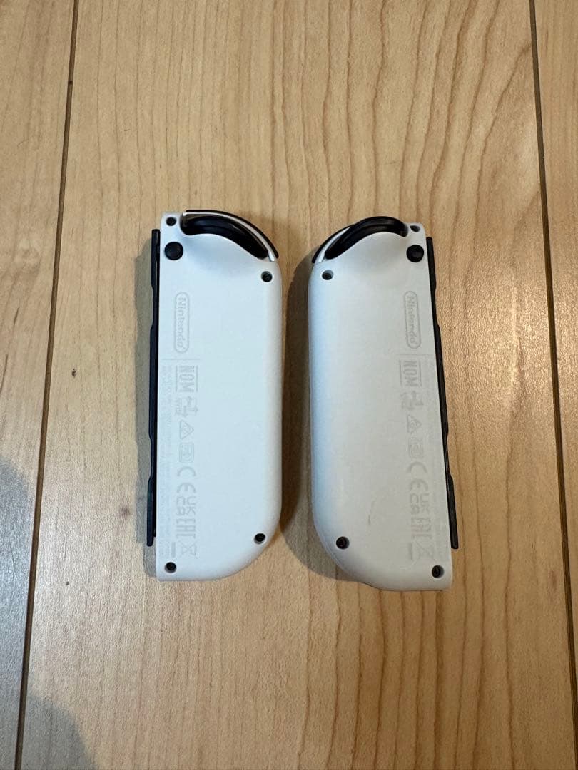 Nintendo Switch 有機ELモデル 美品　ケース・フィルム付き