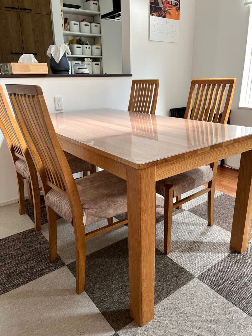 使用期間　２年　東京インテリア　木製ダイニングテーブル