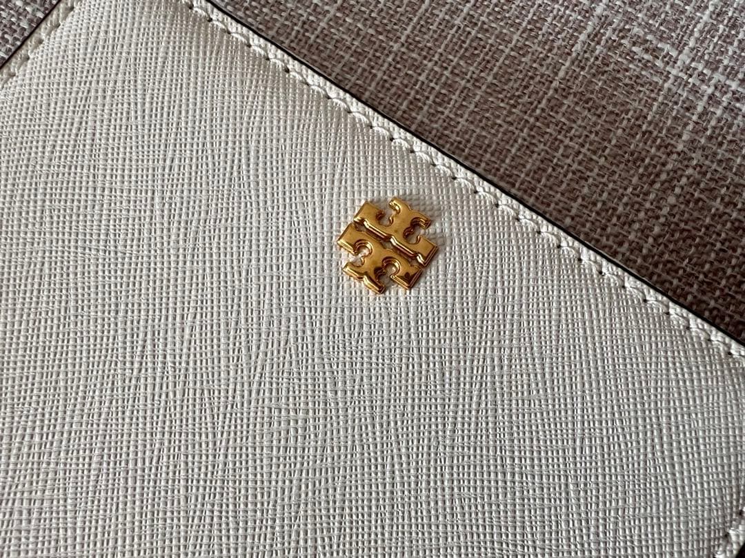 【最終価格です】TORYBURCH トリーバーチ エマーソンラウンドジップパース