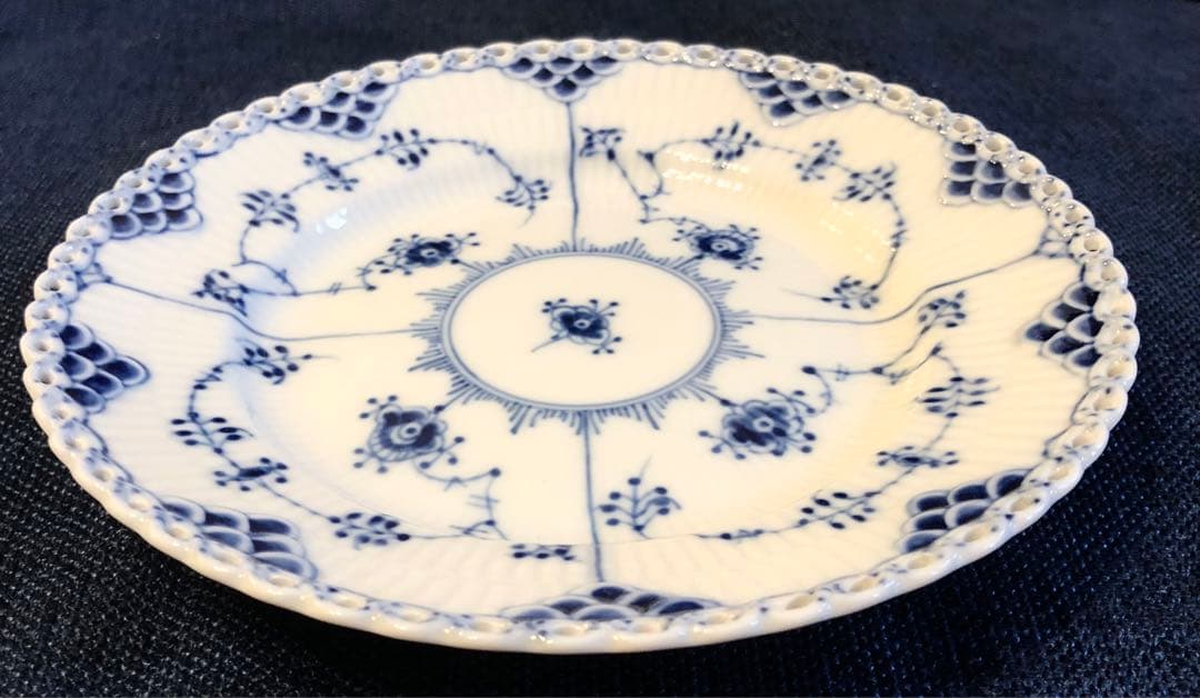 ロイヤルコペンハーゲン ブルーフルーテッド フルレース　#1087