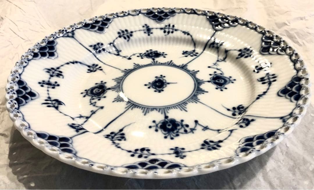 ロイヤルコペンハーゲン ブルーフルーテッド フルレース　#1087