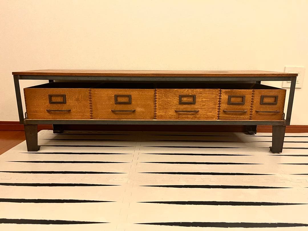 TRUCK FURNITURE TVボード ナラ無垢　定 価18万以上BOX5個