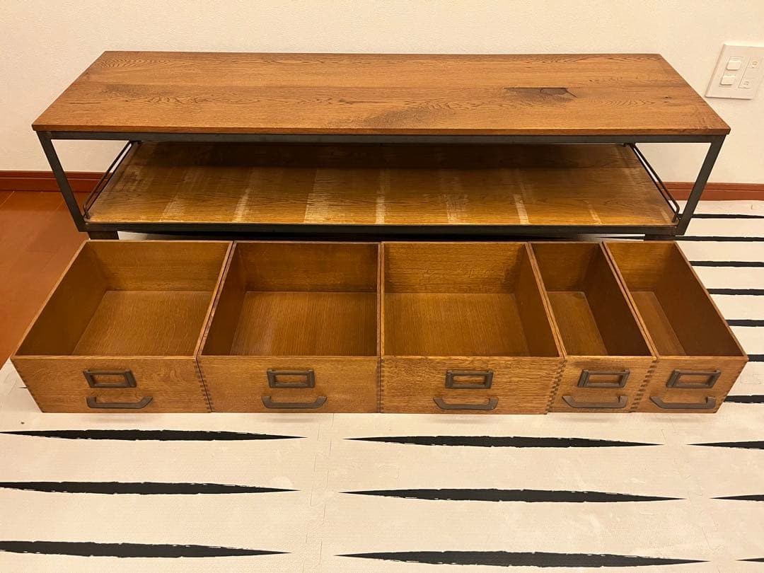 TRUCK FURNITURE TVボード ナラ無垢　定 価18万以上BOX5個