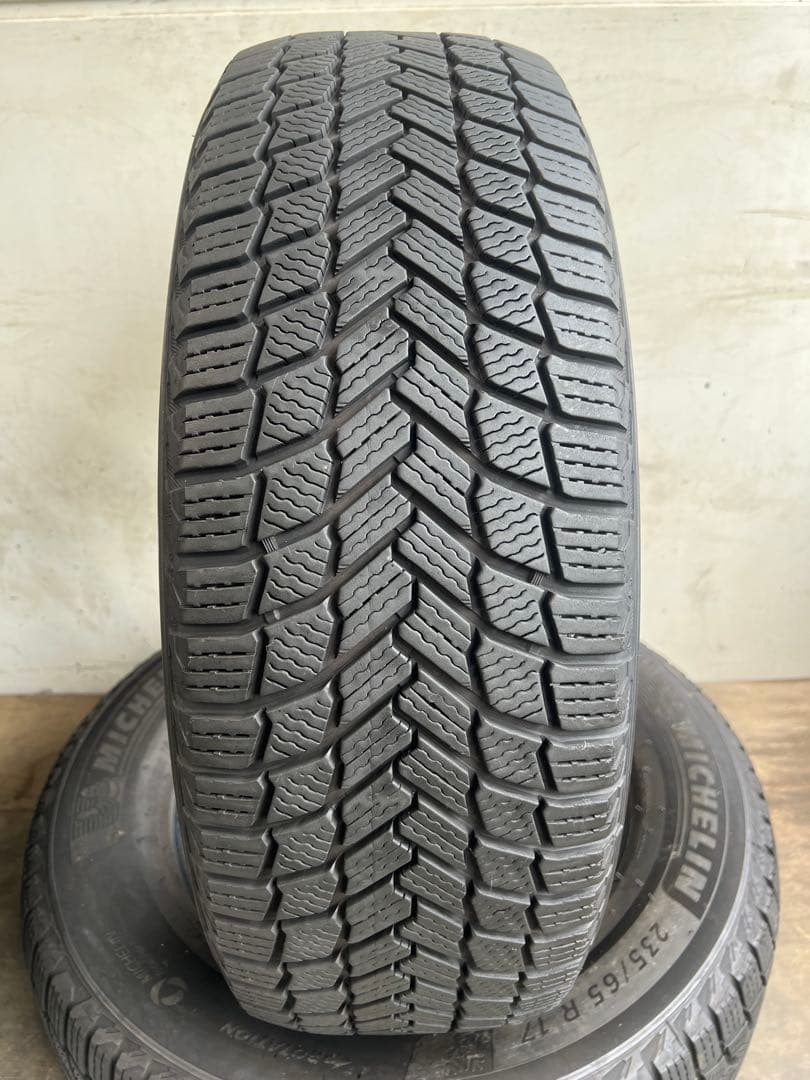 送料込み235/65R17Michelin x-ICE  4本セット