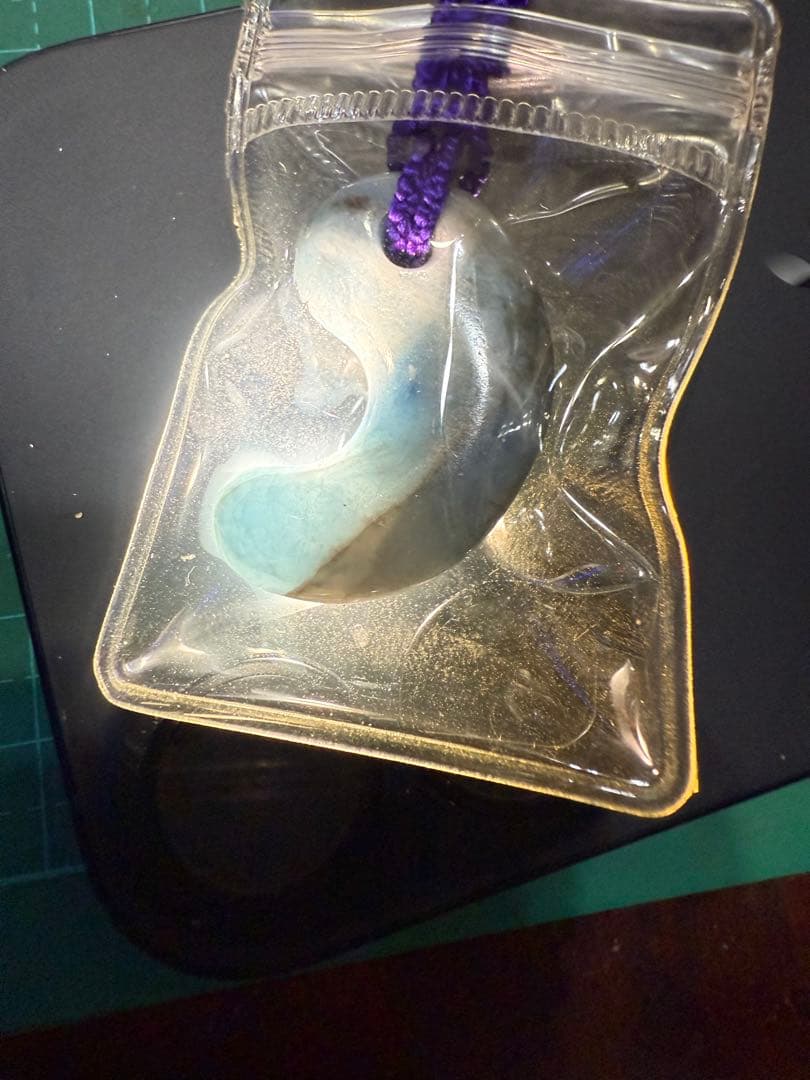 糸魚川翡翠‼️コン沢翡翠‼️青翡翠‼️勾玉‼️送料無料‼️