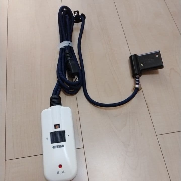 美品　こたつ　テーブル　ホワイト白 長方形 ヒーター付　鏡面　120