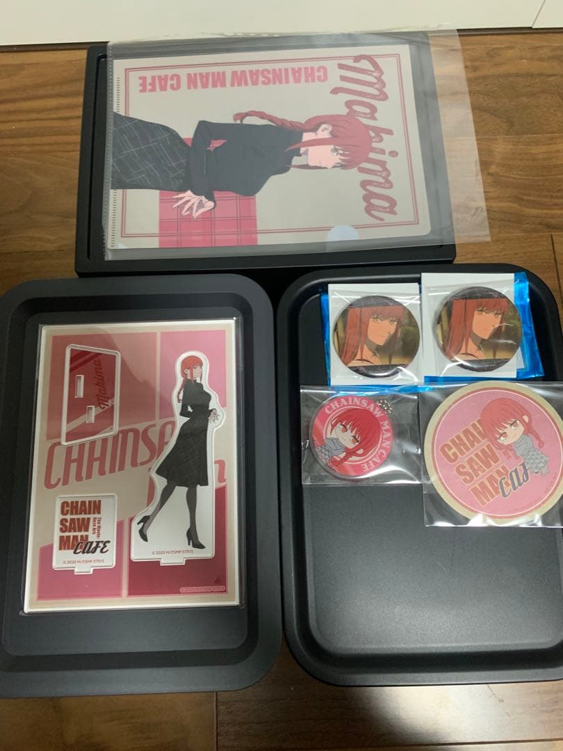 チェンソーマン カフェ マネキネコ マキマ アクスタ キーホルダー 缶バッジ