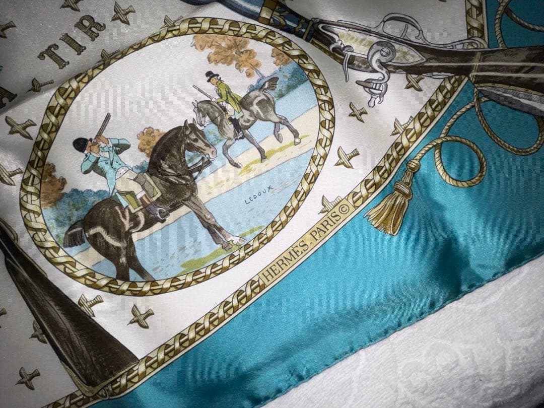 HERMES シルクスカーフ 馬と騎手デザイン