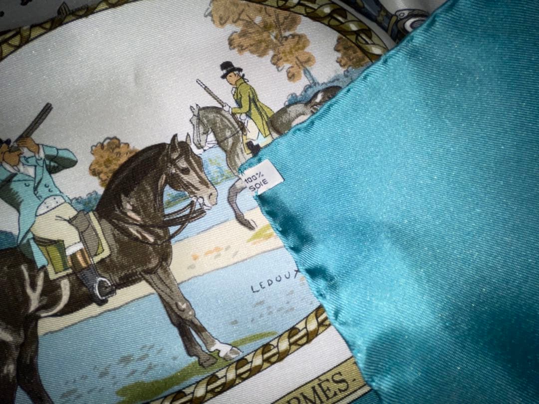 HERMES シルクスカーフ 馬と騎手デザイン