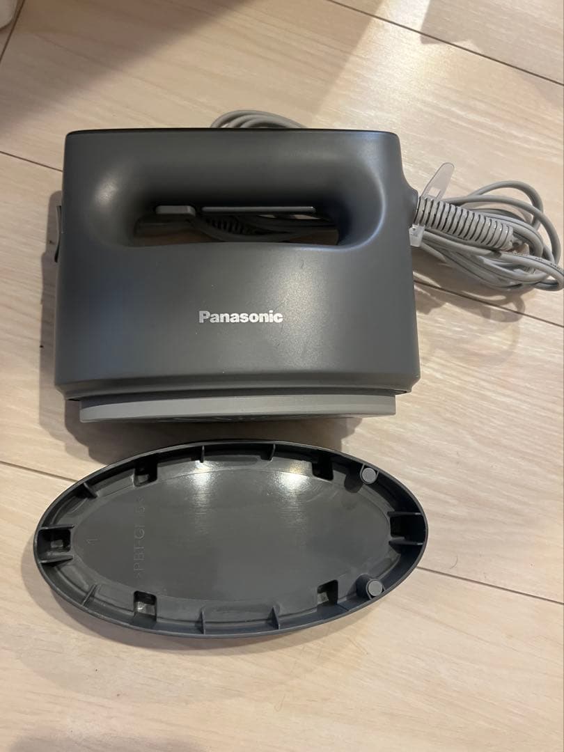 値下げしました美品Panasonic NI-FS780 アイロン グレー