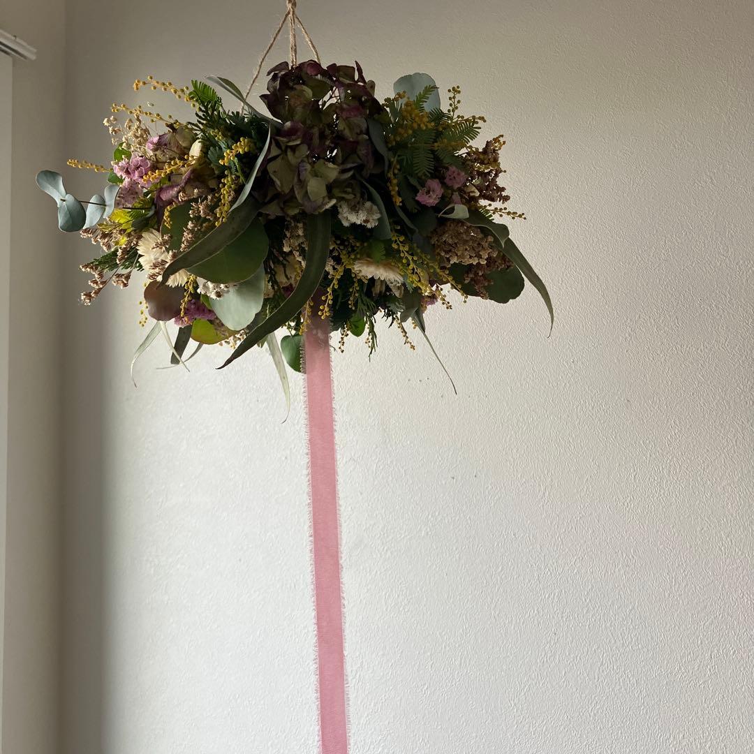 ミモザの蕾とアンティーク紫陽花の春待ちフライングリース　ひな祭り　スターチス