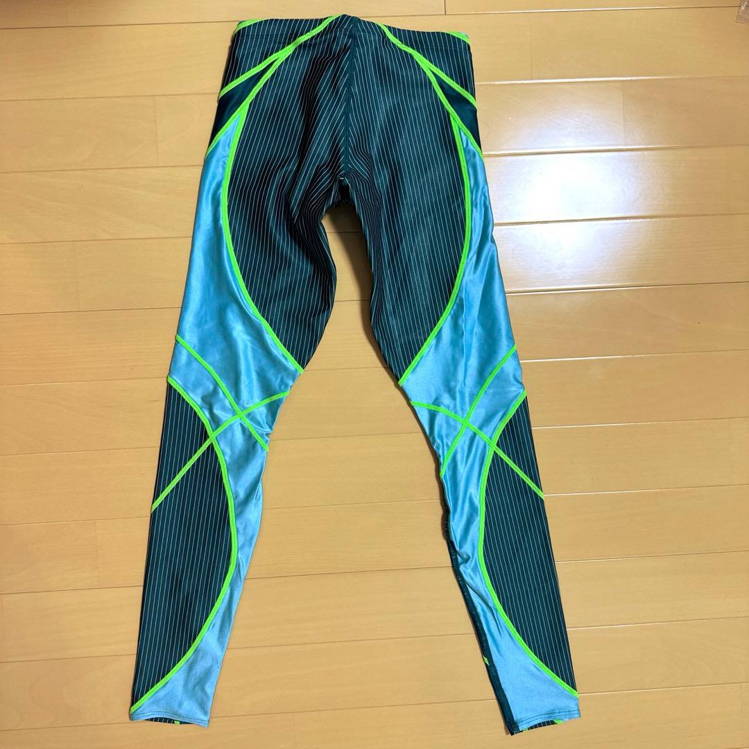 マ*ク様 極美品 asics TLINER TYPEZERO 競泳水着 栃木代表