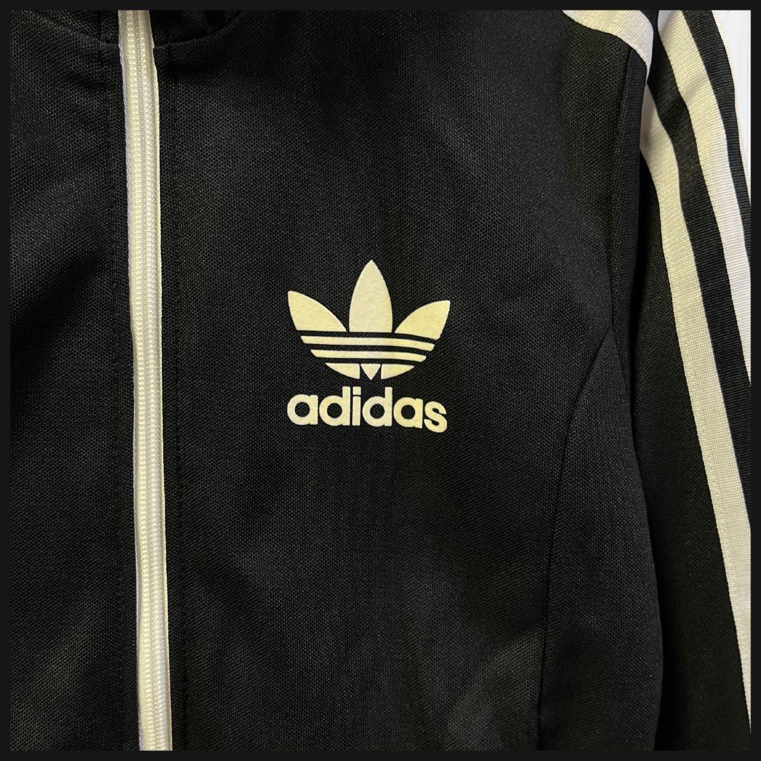 【美品】adidas　トラックジャケット　L　 ジャージ　花柄　男女兼用　刺繍