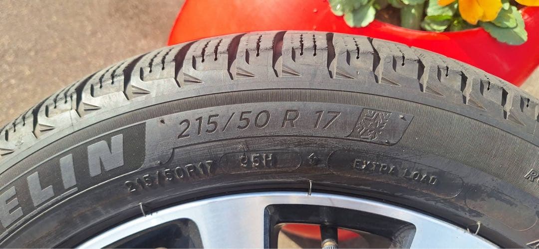 【純正ホイール】ミシュランスタッドレス４本　X-ICE 3+ 215/50R17