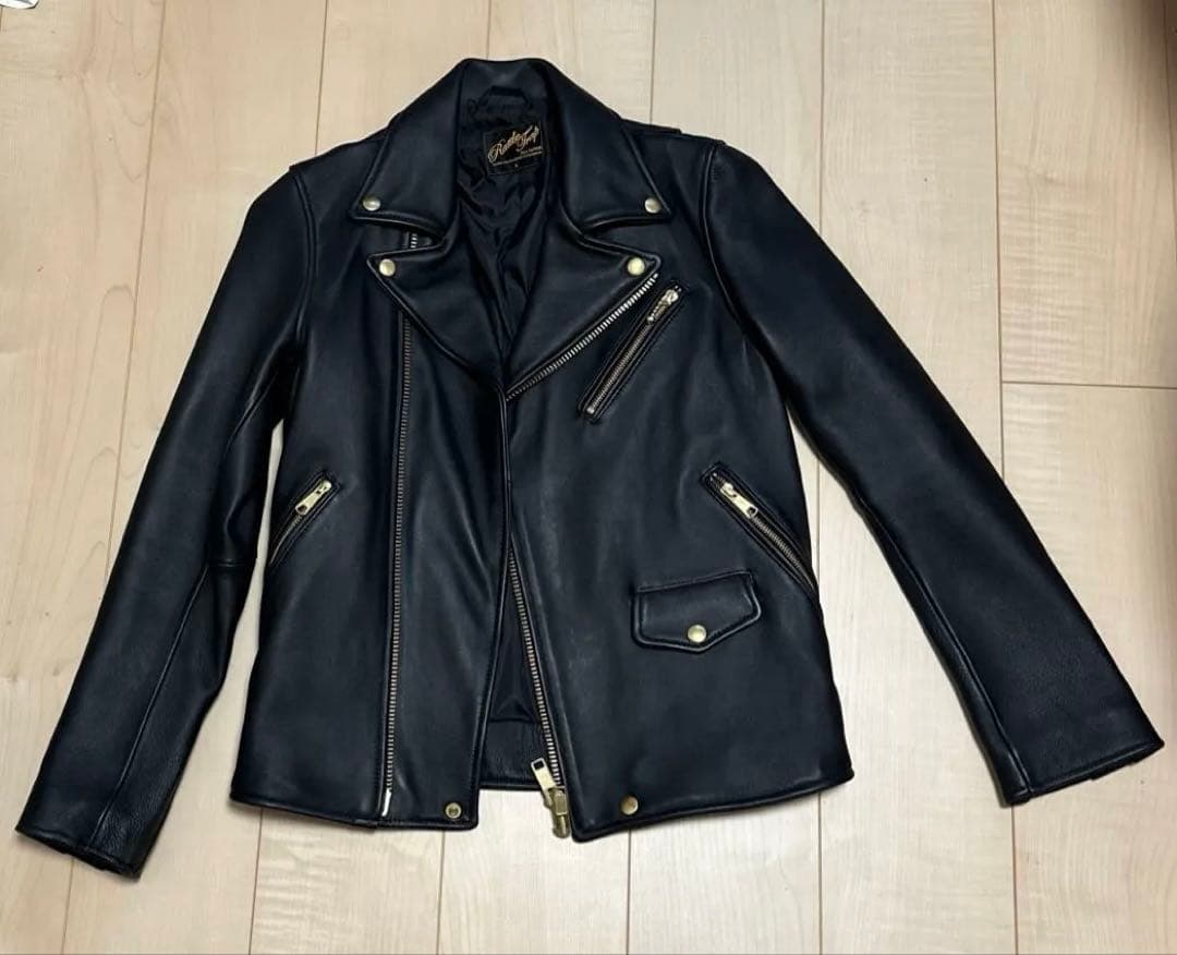 ブラックレザーライダースジャケット