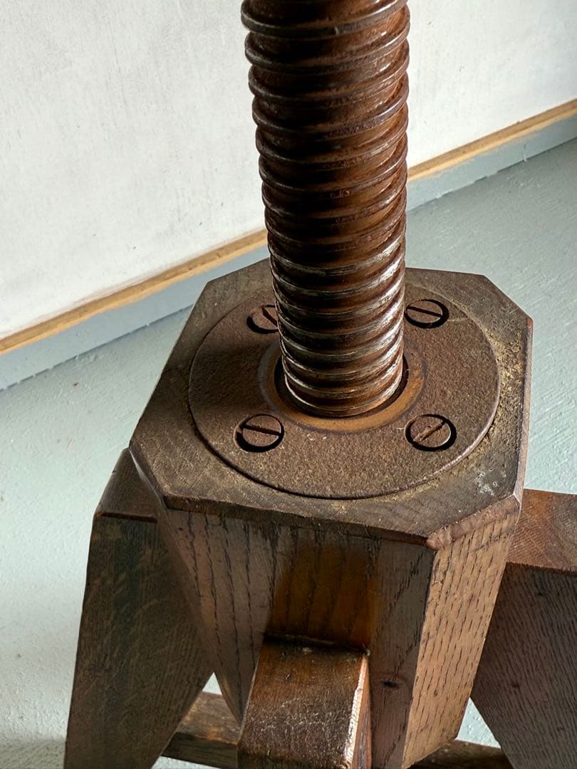 海軍通信学校 丸椅子 回転チェア ヴィンテージ スツール 戦前 時代物 貴重