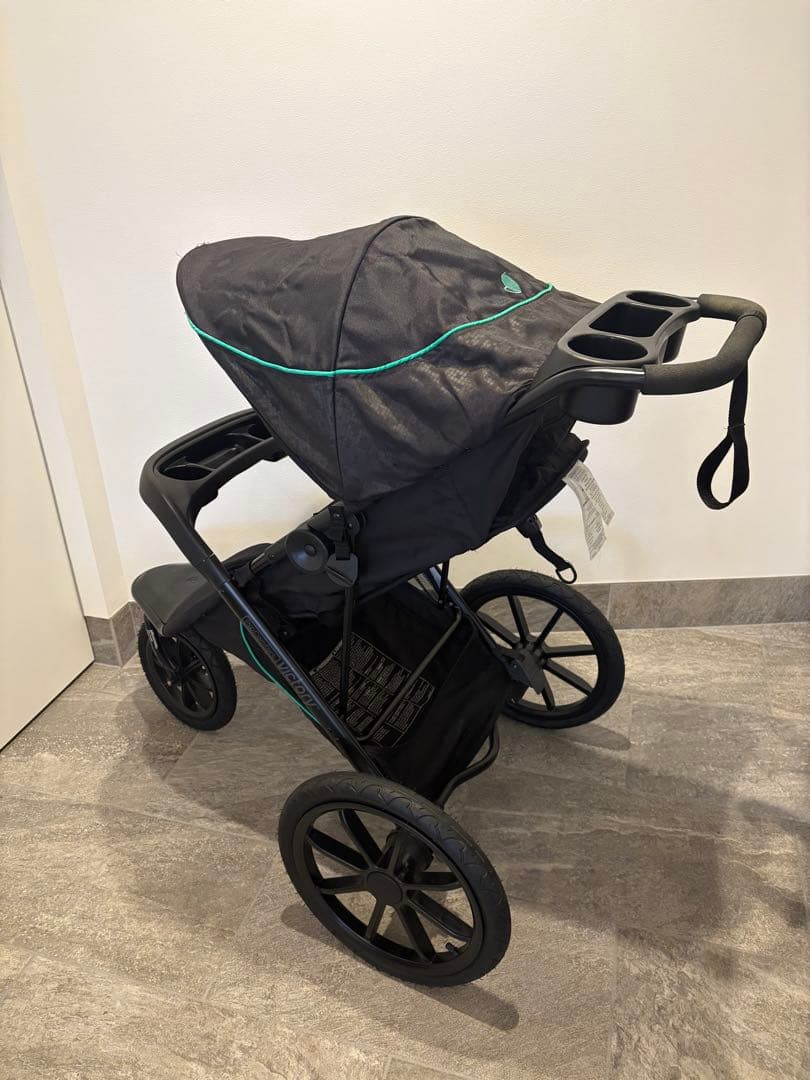 ジョギング用ストローラー　ベビーカー　Evenflo