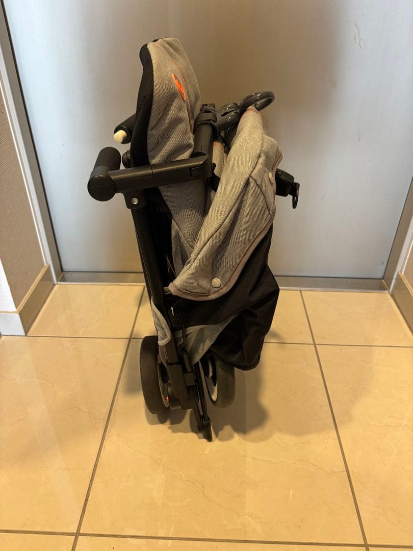 cybex サイベックス　ベビーカー LIBELLEリベル　バンパーバー付き