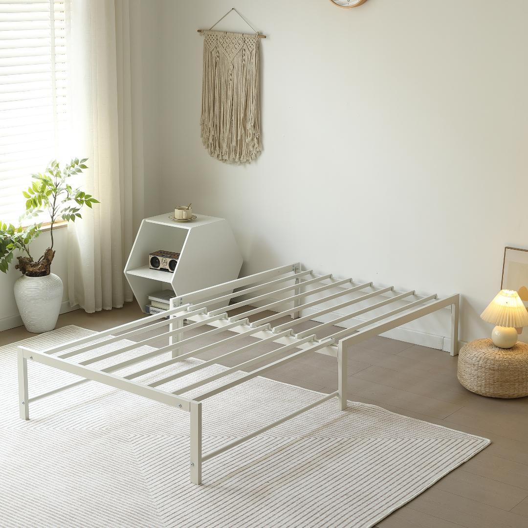 【ホワイト】伸長式ベッド シングル パイプベッド 伸縮 下収納 パイプベッド