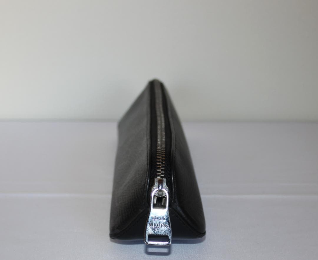 LOUIS VUITTON ルイヴィトン モノグラム ペンケース ブラックレザー