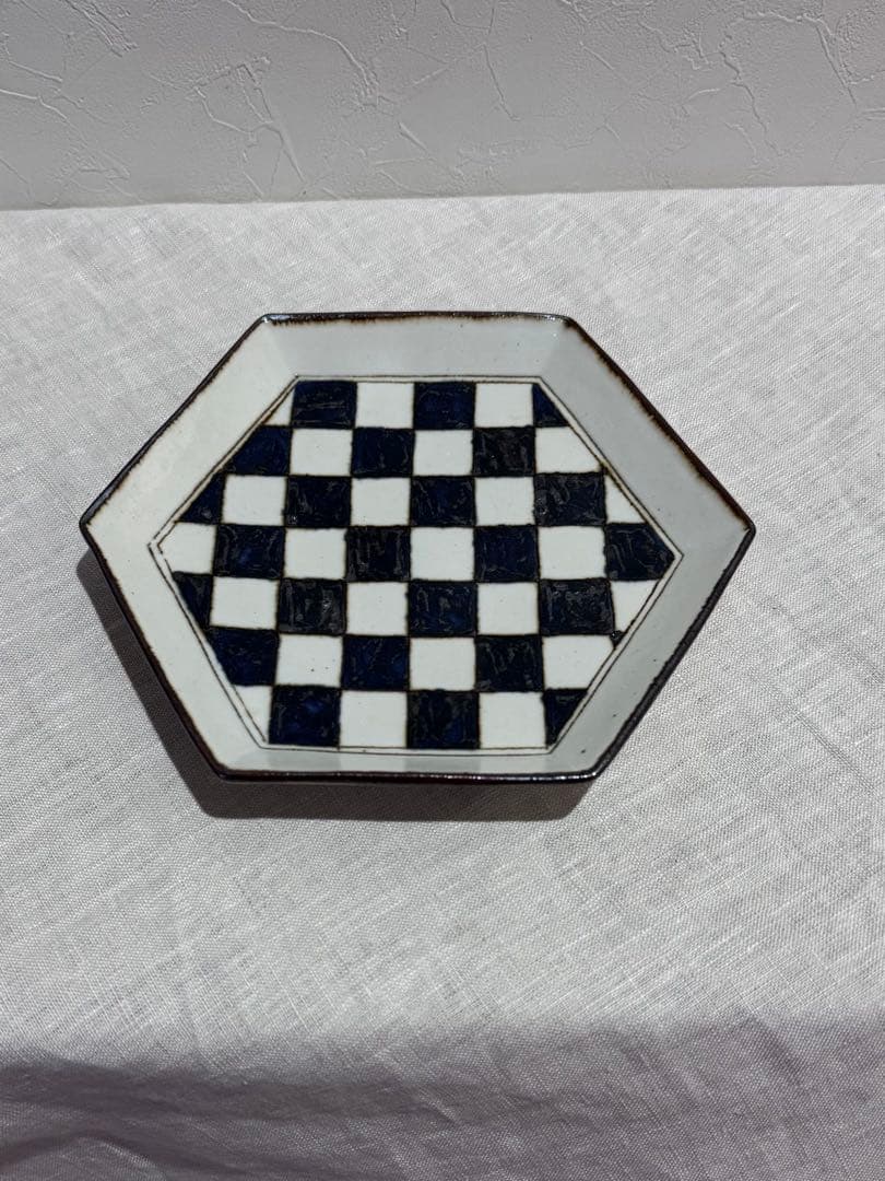 高島大樹さん六角皿