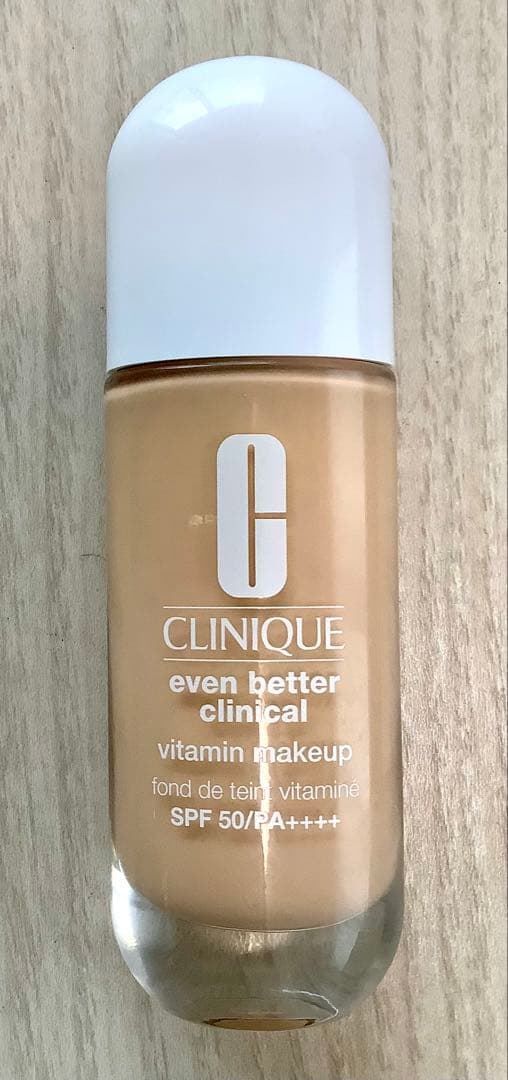 クリニーク　イーブンベター　シティブロック、ファンデ63、パウダー