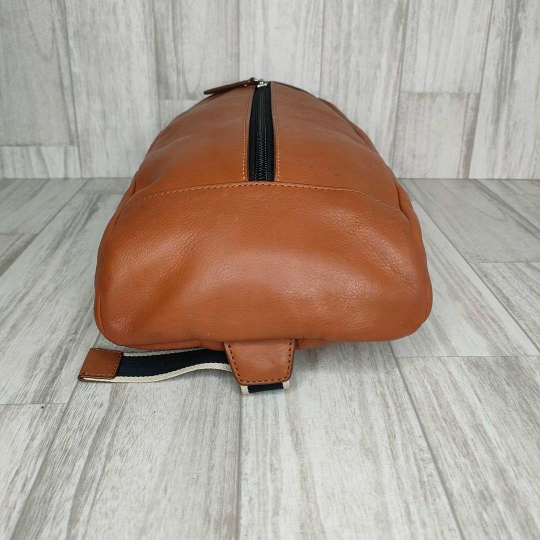 50 COACH コーチ　レザー　ボディーバッグ