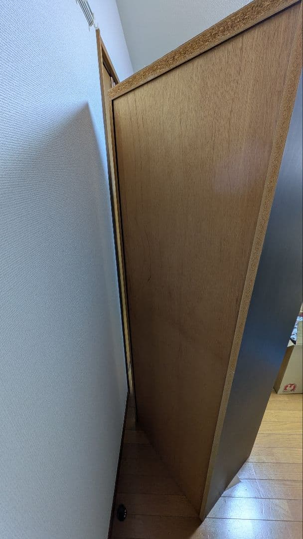 大容量キッチンストッカー　扉収納付　キッチン食品収納　パントリー