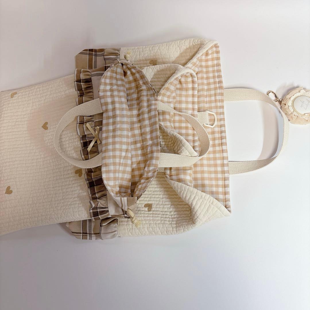 みむむ様　ハート　ヌビ　　刺繍生地　レッスンバッグ　上履き袋　コップ袋　お弁当袋