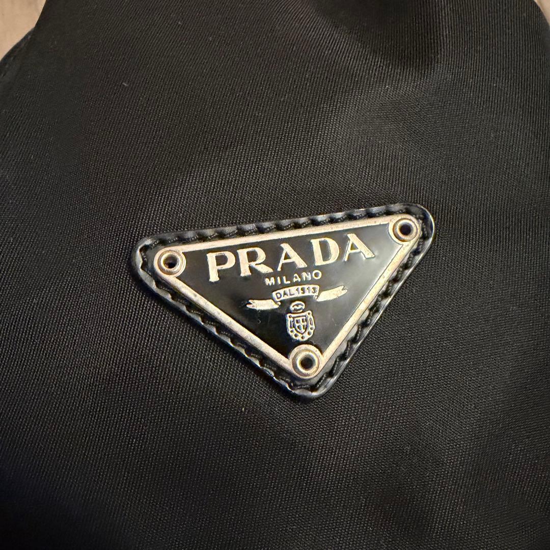 PRADA プラダ 巾着 ナイロン ポーチ 三角ロゴ ブラック