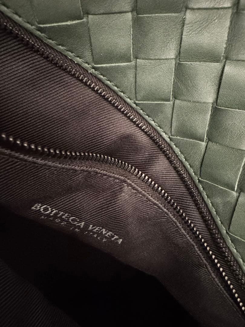 ボッテガヴェネタ 編み込みトートバッグ