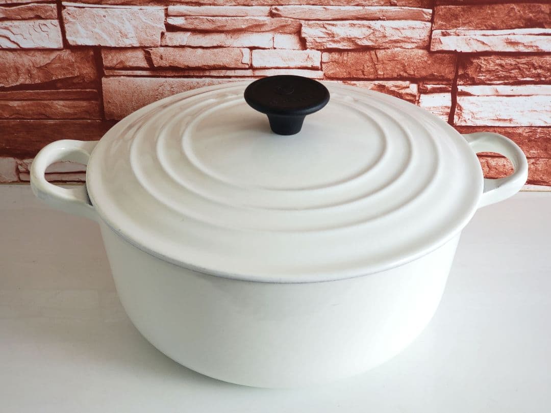 LE CREUSET　ココットロンド　20㎝　ル・クルーゼ