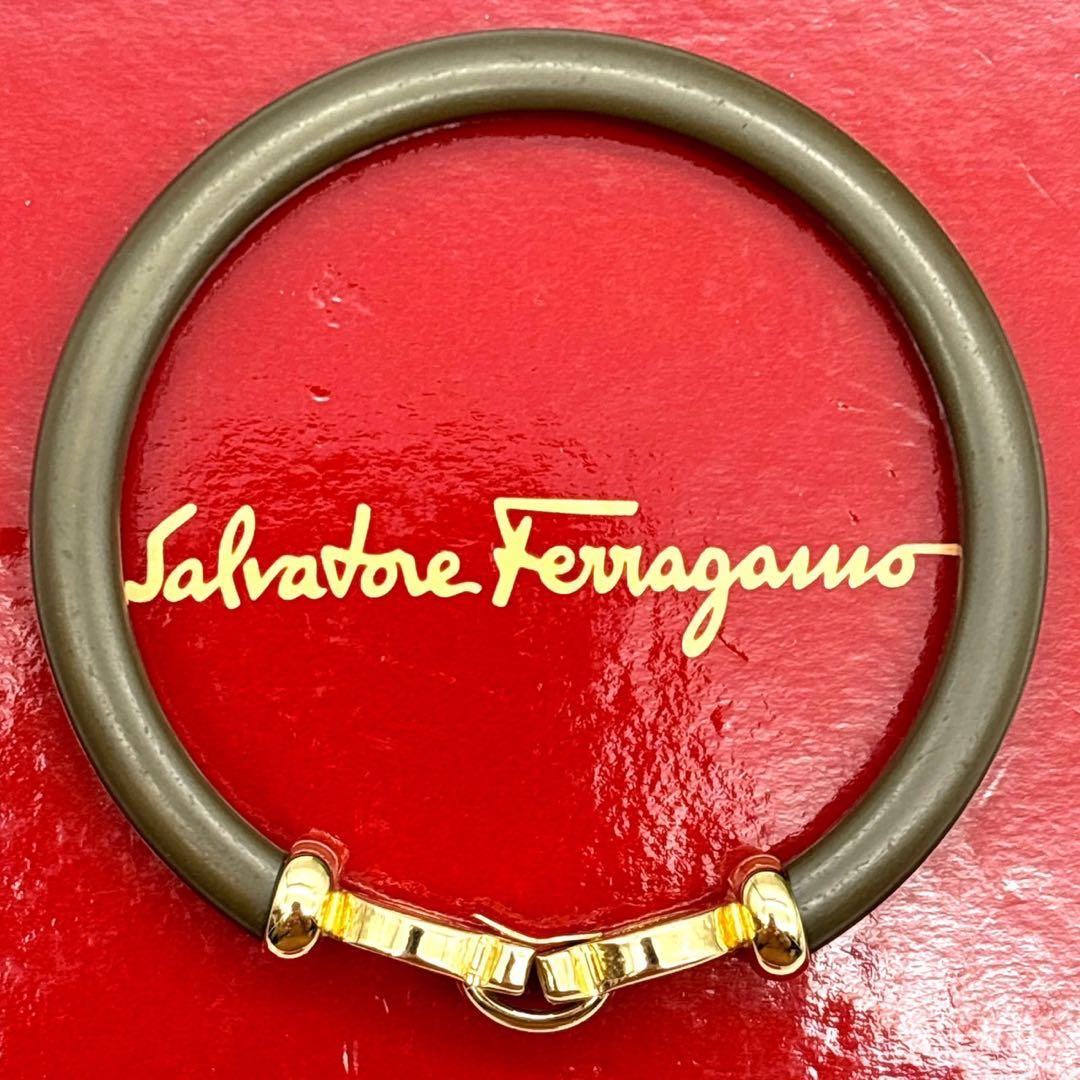 美品◎ サルヴァトーレフェラガモ ダブルガンチーニ ブレスレット
