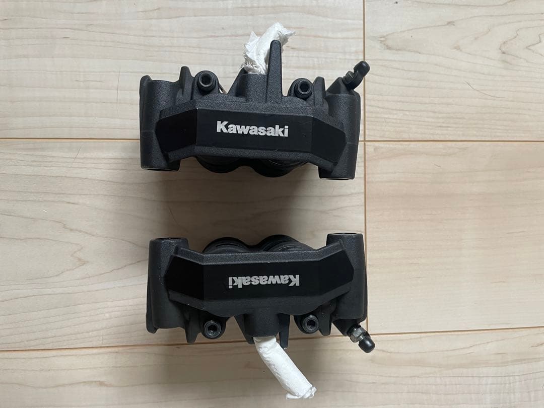 z900rs cafe(21) 純正フロントブレーキキャリパー