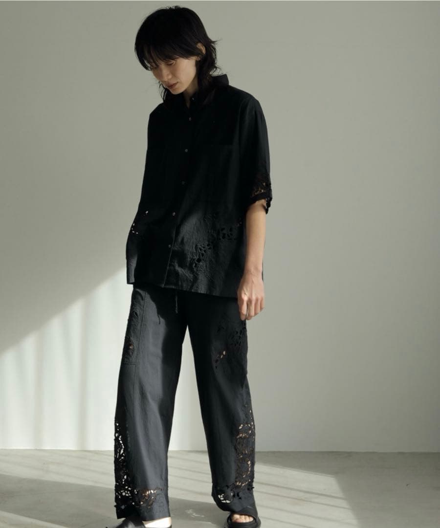 anuke カットワークレースシャツ　ホワイト