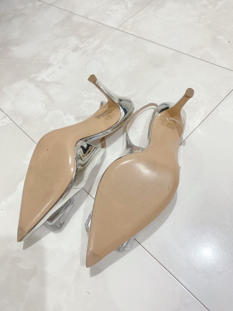 ジャンヴィトロッシ ☆ジェムストーンパンプス37シルバー