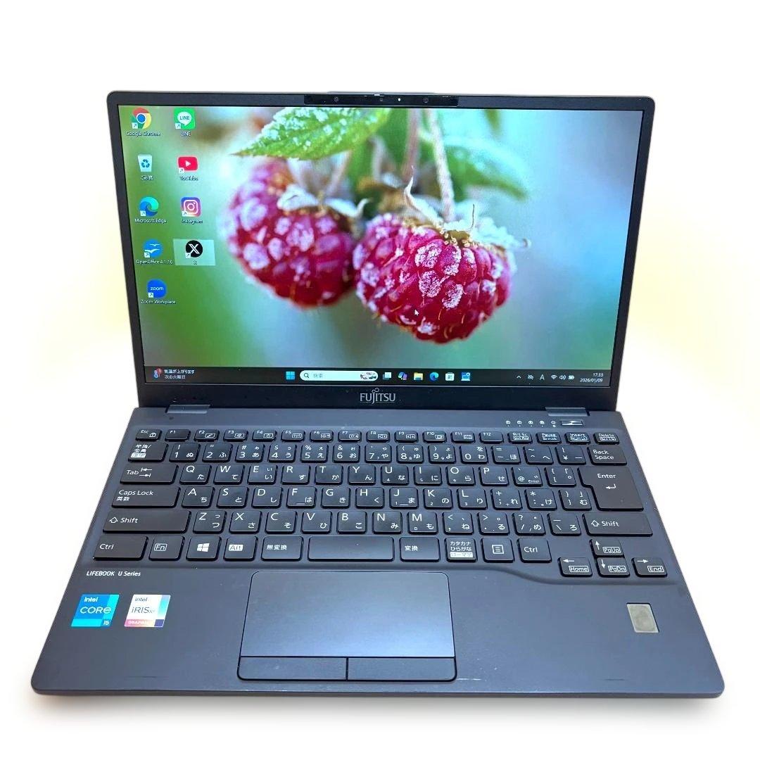 美品 富士通 高速パソコン i5第11世代 8GB SSD256GB カメラ付