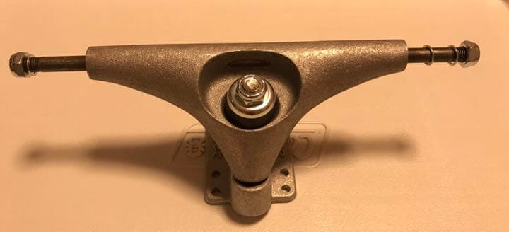 Carver CX4 カーバー トラック　サーフスケート　正規品