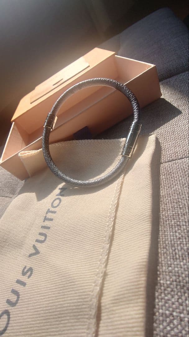 Louis Vuitton ルイヴィトン　ブラスレスプリット　タイガマラ