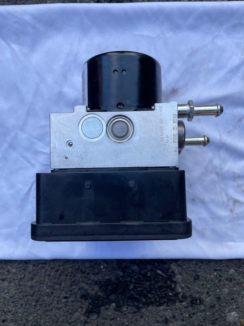 ABSコントロールユニットABSモジュールジープラングラー