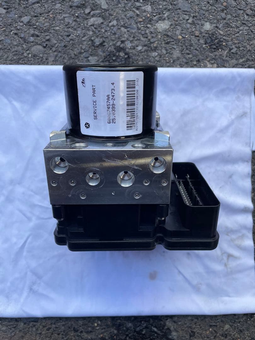 ABSコントロールユニットABSモジュールジープラングラー