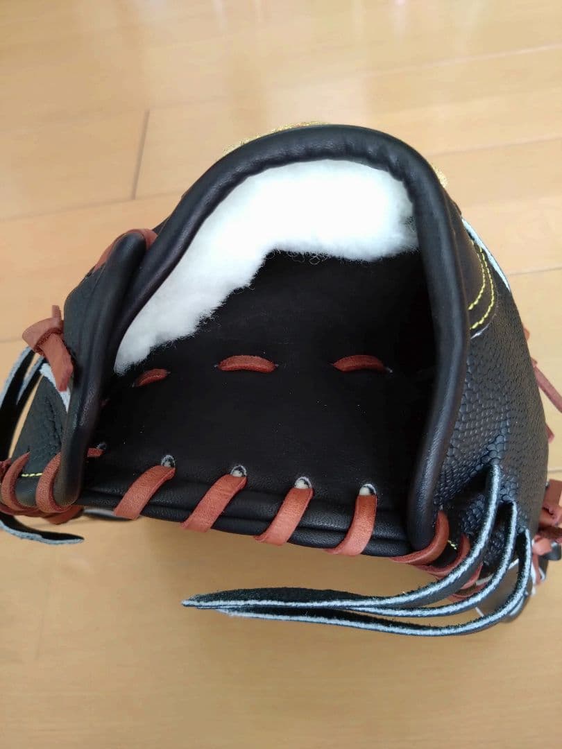 Wilson ウィルソン WBW101053 硬式内野手右投げ用　ブラックSS