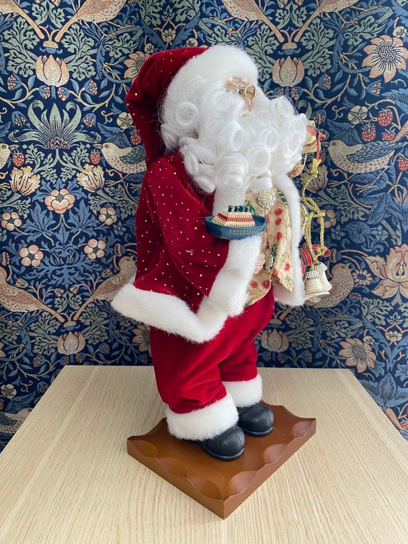 ヴィンテージな上品なサンタクロース②