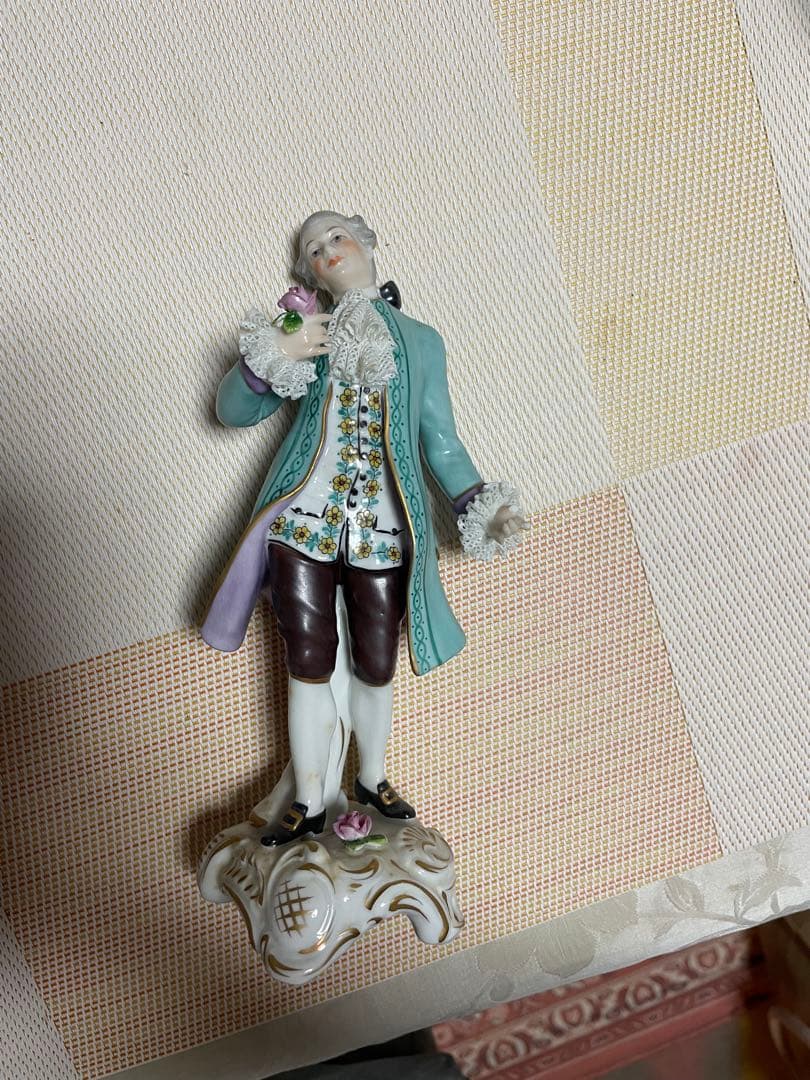 ロココ様式 陶磁器 置物 3体