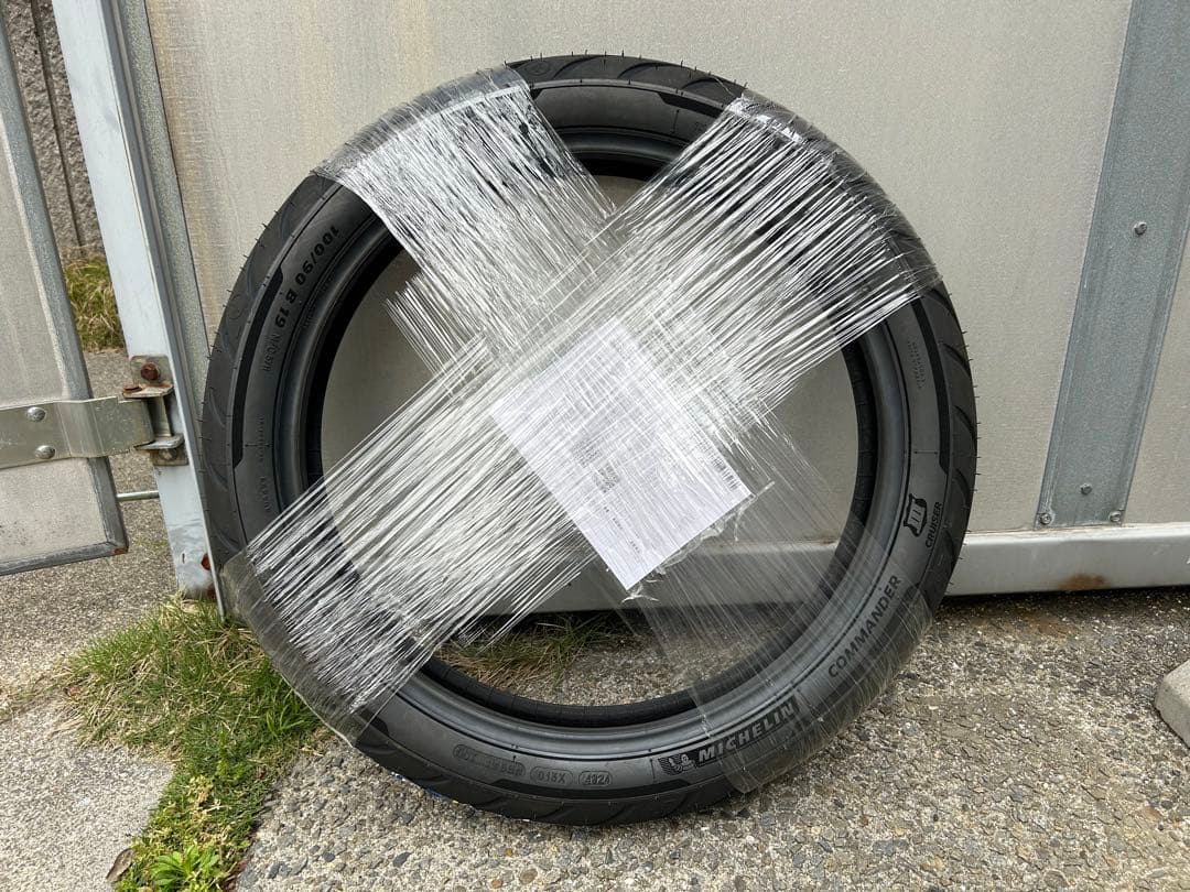 ミシュラン　コマンダ-Ⅲ 100/90-19 未使用　2024年11月末製造